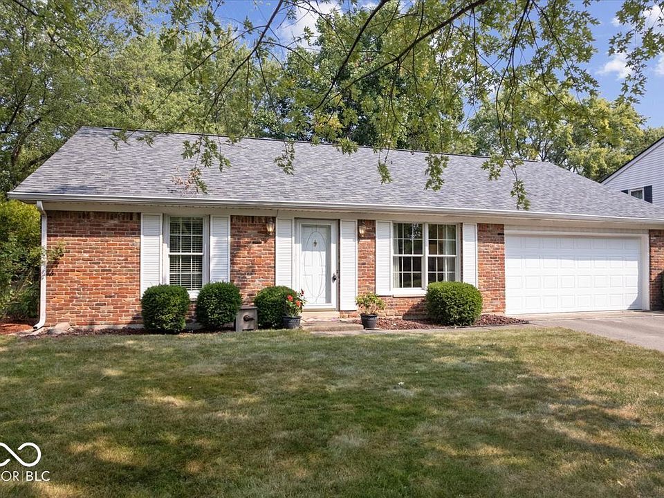 1st image of 1702 Charter Oak Cir