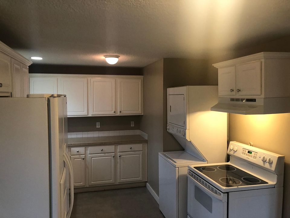 2nd image of 6012 SE 85th Ave