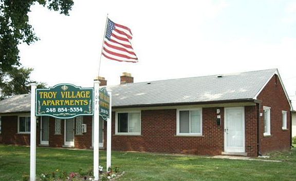 Troy Village Apartments 2 br - Troy, MI | Zillow