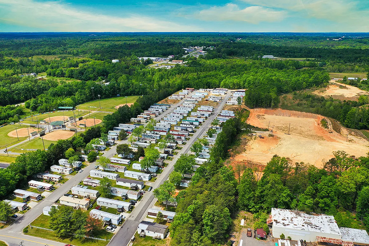 Farmville Homes, LLC — Photo 3