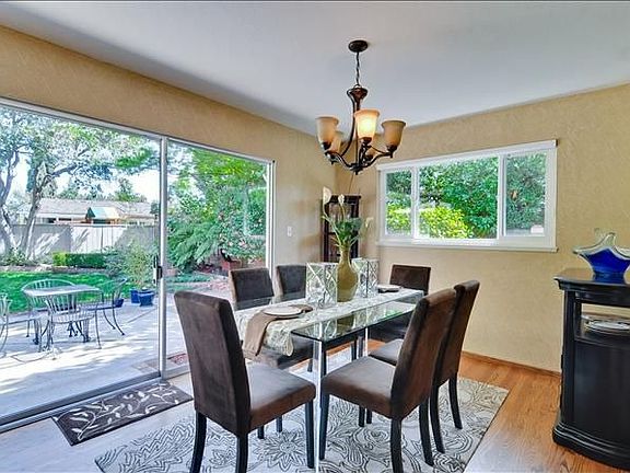 5th image of 1422 Belleville Way