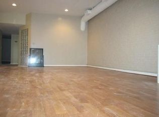 519 W 36th St #2, New York, NY 10018