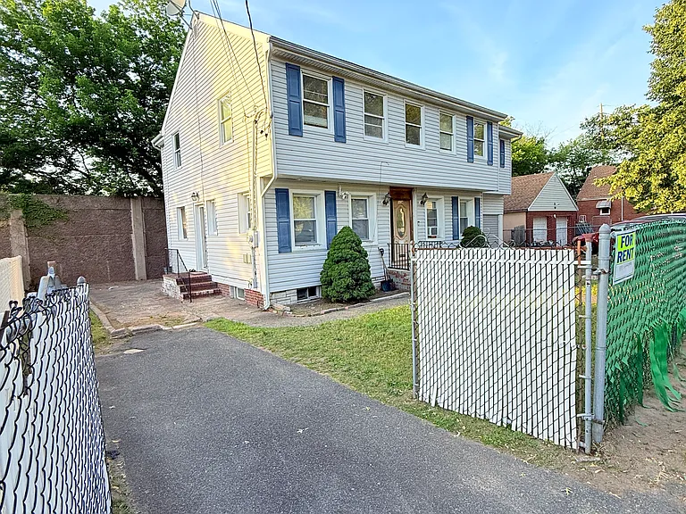 309 Maryland Ave #1 — Photo 10