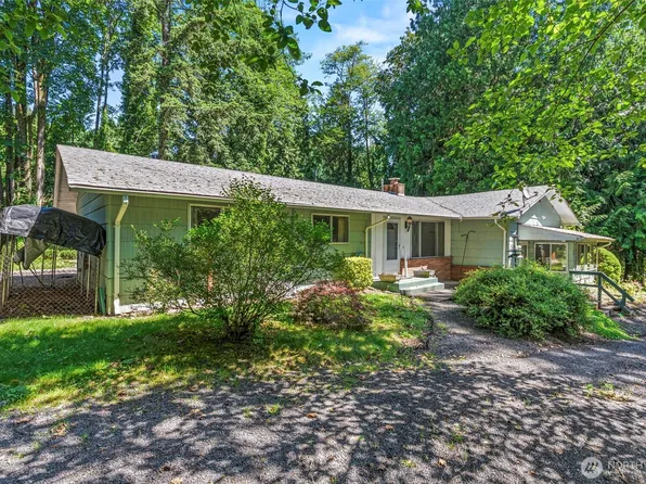 3739 Columbia Heights Road, Longview, WA 98632
