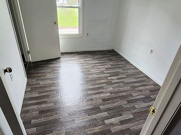 Upstairs bedroom #1