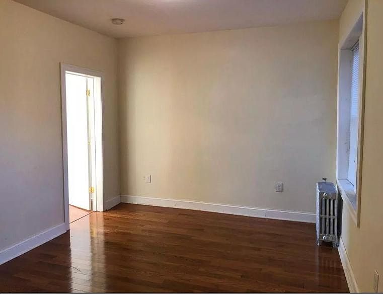 2nd image of 164 Clinton Ave APT A1