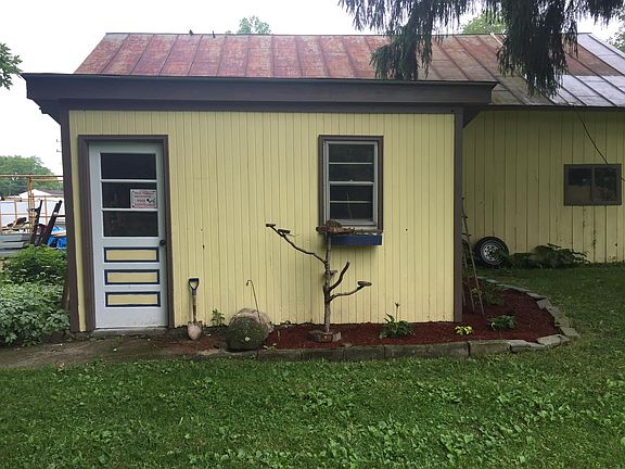 2nd image of 1747 S Main St