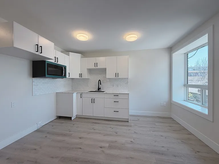 22 Grant Ave #2 — Photo 10