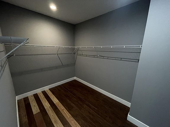 4th image of 3434 N Capitol Ave #7