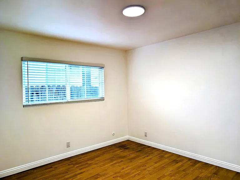 Back bedroom