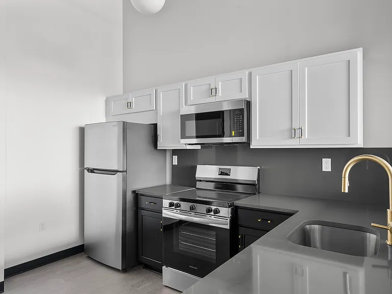 480 Myrtle Street — Photo 35