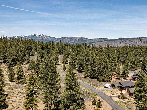 3rd image of 10699 Tudor Ln Lot 11