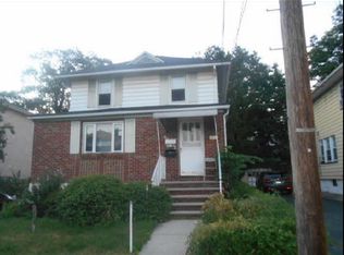1054 Morningside Ln, Fort Lee, NJ 07024