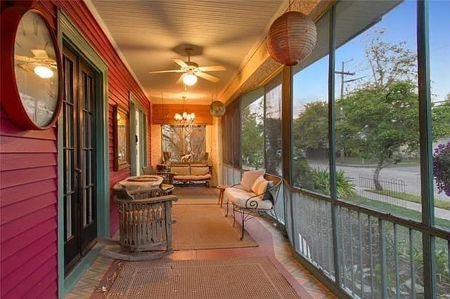 2738 Calhoun St — Photo 9