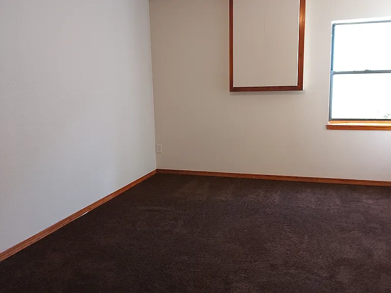718 S Highland Dr — Photo 12