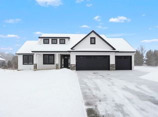 5453 Turkey Run Dr, Kalamazoo, MI 49004