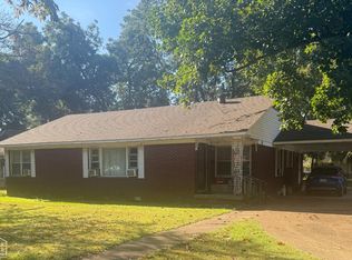 900 Josephine St, Newport, AR 72112