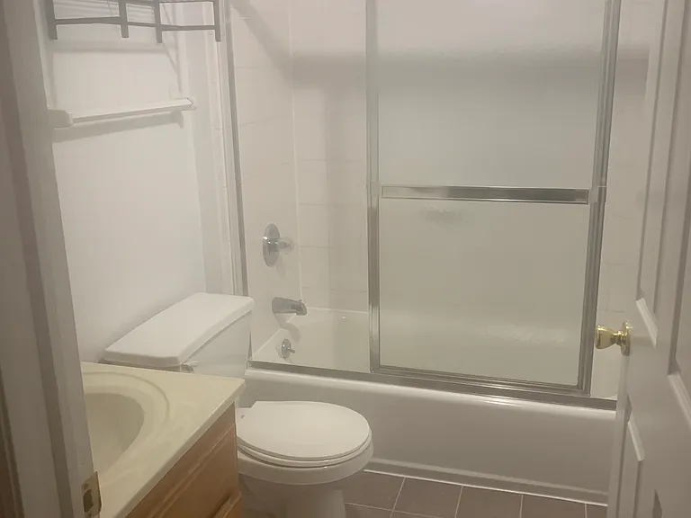 358 2nd St #2D — Photo 6
