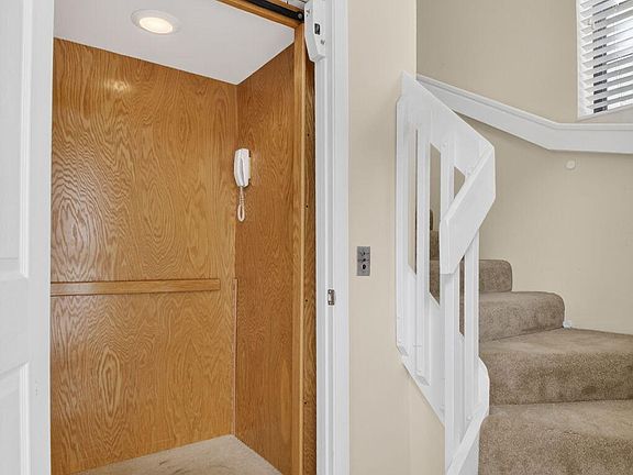 4th image of 5253 Brisata Circle #L