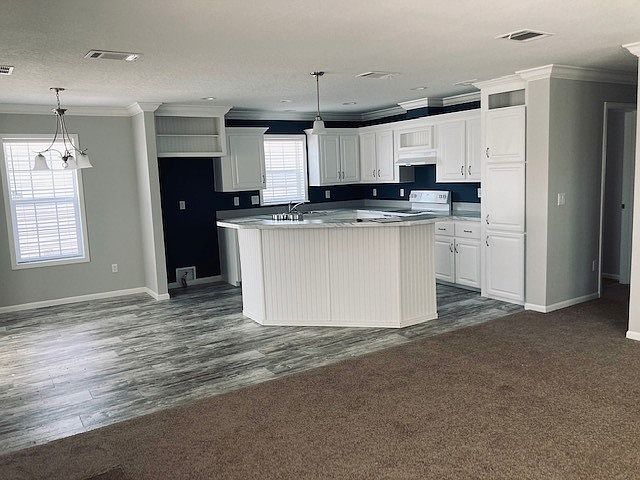 2nd image of 14709 Shadowwood Blvd #10S