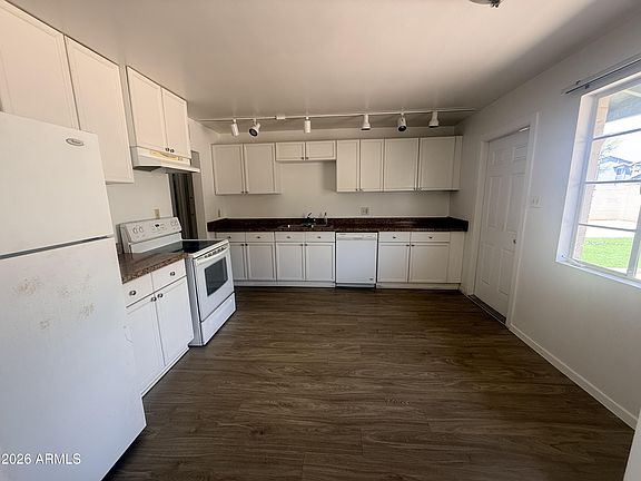 2nd image of 1402 E ORANGE Street