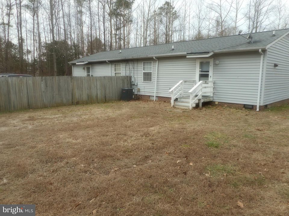 2nd image of 7617 & 7619 Foster Rd