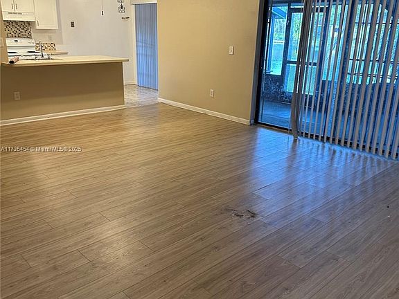 2nd image of 1525 Sandpiper Blvd #0