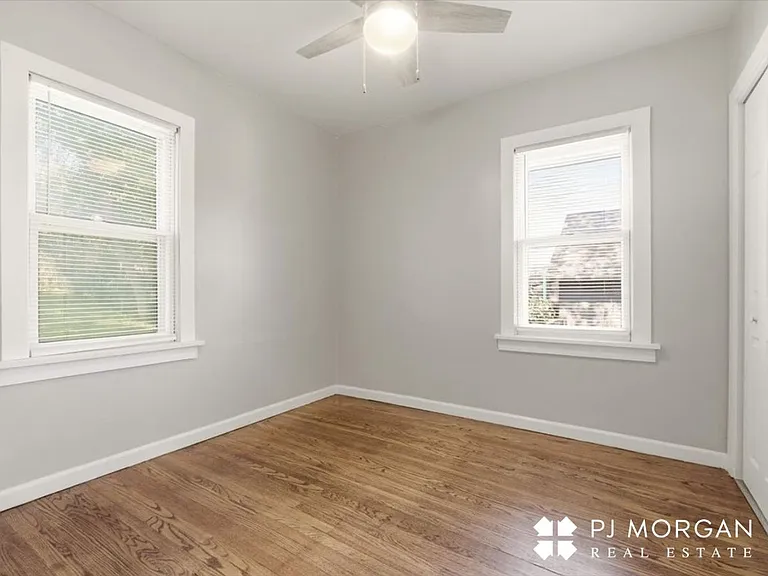 6031 Pine St — Photo 16