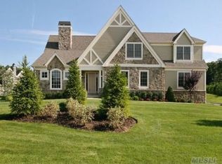 37 Westgate Rd, Muttontown, NY 11791