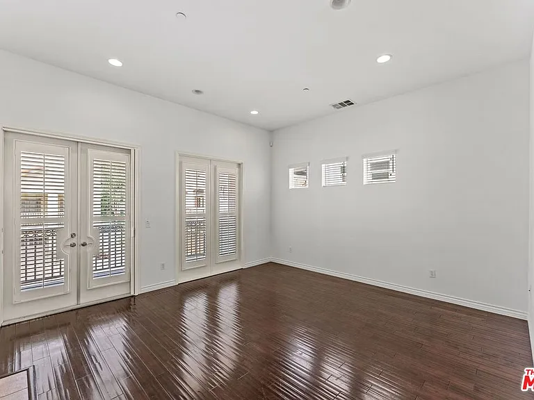 5738 Celedon Crk — Photo 17