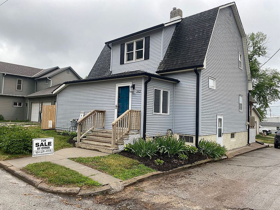 1st image of 212 E Huron St
