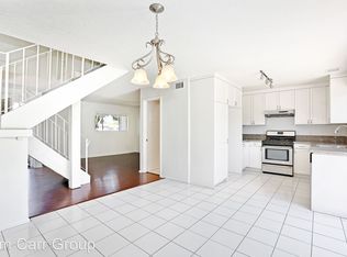 381 16th Pl #A, Costa Mesa, CA 92627