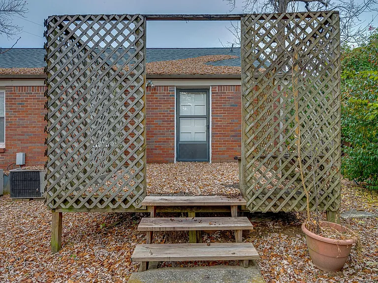 3505 Marlborough Ave — Photo 25