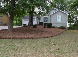 109 Ridgebend Dr, Centerville, GA 31028