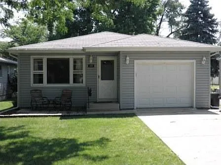 200 Oneill St photo 1