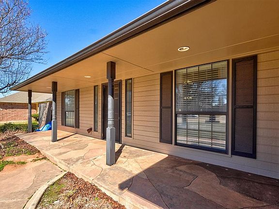 4th image of 439 W Strasburg Way