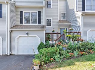 155 Morningside Ct #155, Shelton, CT 06484