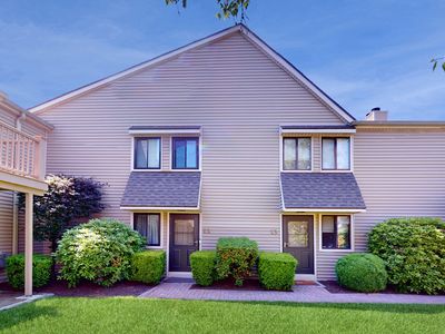 377 Glenbrook Road APT 12, Stamford, CT, 06906