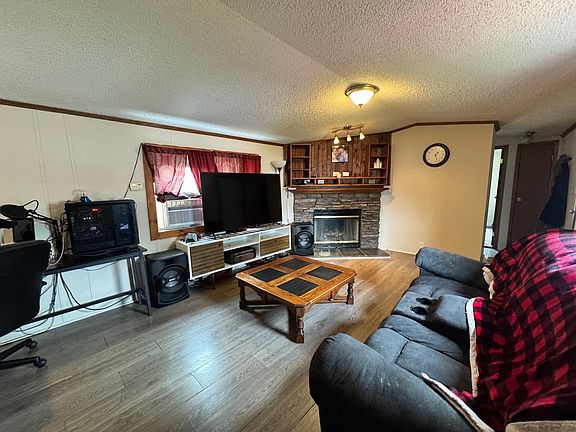 5th image of 57 Redwood Manor Park
