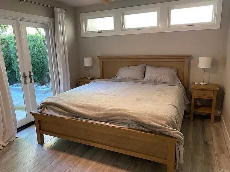 250 Avenida Monterey — Photo 15