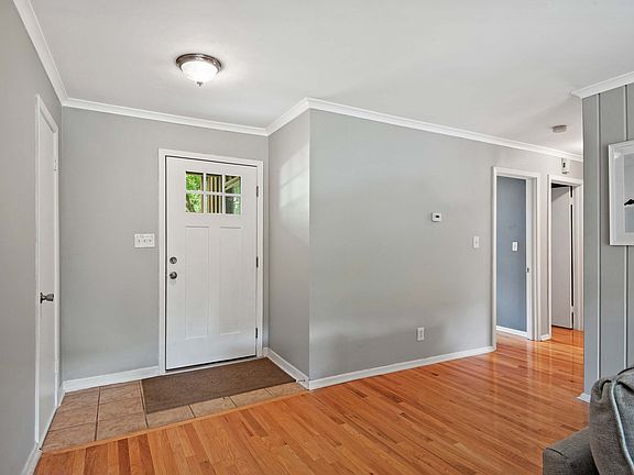 3rd image of 5039 Rock Creek Ln