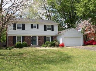 1406 Community Way, Graymoor Devondale, KY 40222