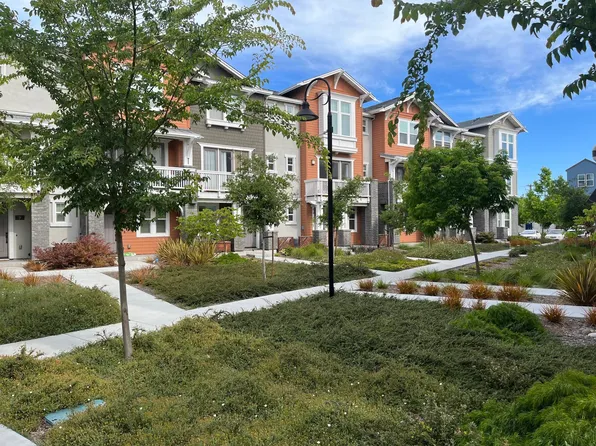 810 Cotati Ter Unit 4, Sunnyvale, CA 94085