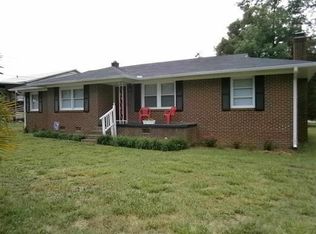 3213 Dixon Rd, Anderson, SC 29625