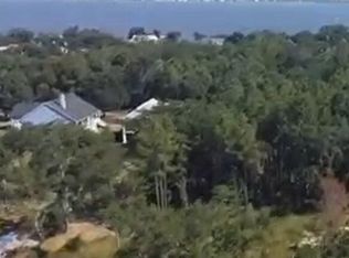 128 Oaks Blvd, Bay Saint Louis, MS 39520