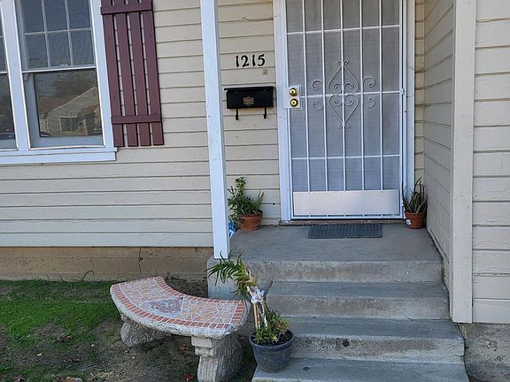 2nd image of 1215 Crawford St