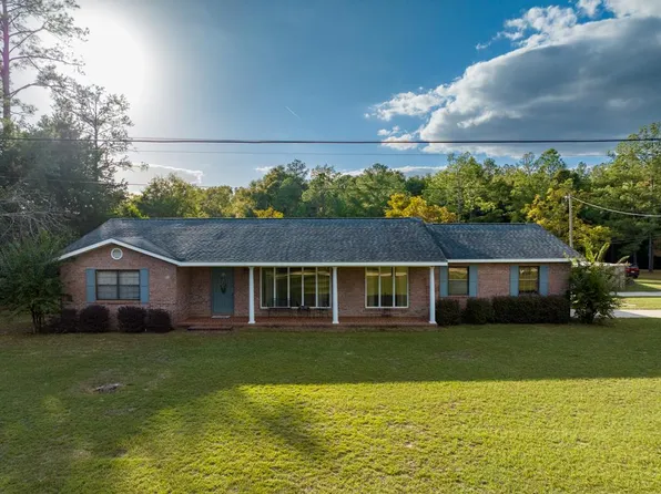 503 N Canal St, Samson, AL 36477