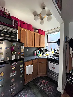 Rented by City Connections Realty | media 19