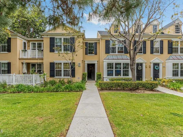 990 Holiday Ave, Ventura, CA 93003