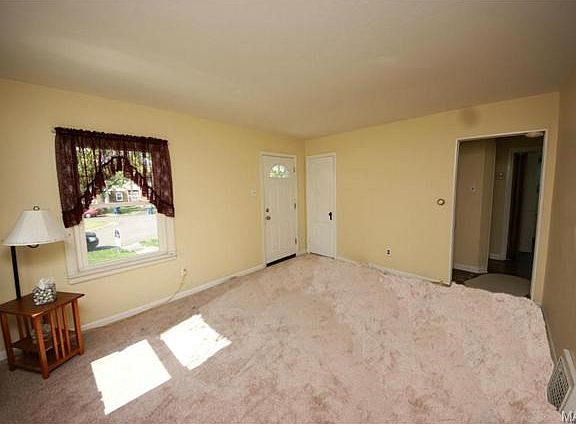 5th image of 3716 Colin Ct
